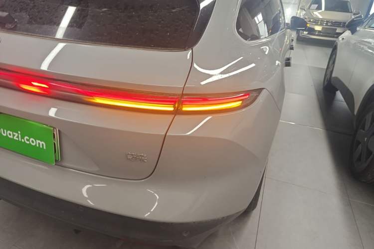 Used Nio ET5T 2024 75kWh Touring Right Rear Taillight