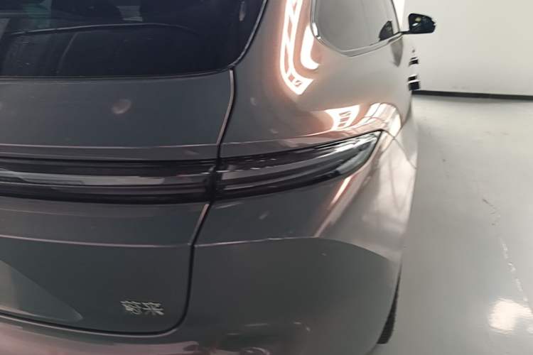 Used Nio ET5T 2024 75kWh Touring Right Rear Taillight