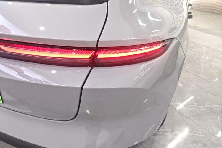 Used Nio ET5T 2024 75kWh Touring Right Rear Taillight