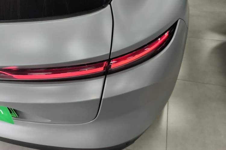Used Nio ET5T 2024 75kWh Touring Right Rear Taillight