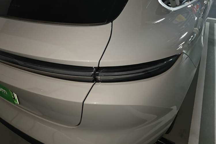 Used Nio ET5T 2024 75kWh Touring Right Rear Taillight