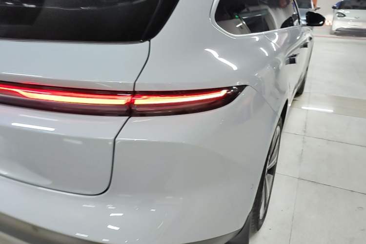 Used Nio ET5T 2024 75kWh Touring Right Rear Taillight