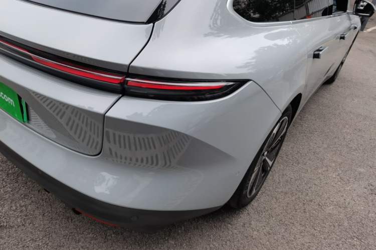 Used Nio ET5T 2024 75kWh Touring Right Rear Taillight