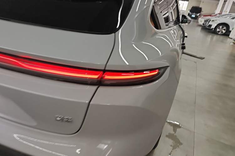 Used Nio ET5T 2024 75kWh Touring Right Rear Taillight