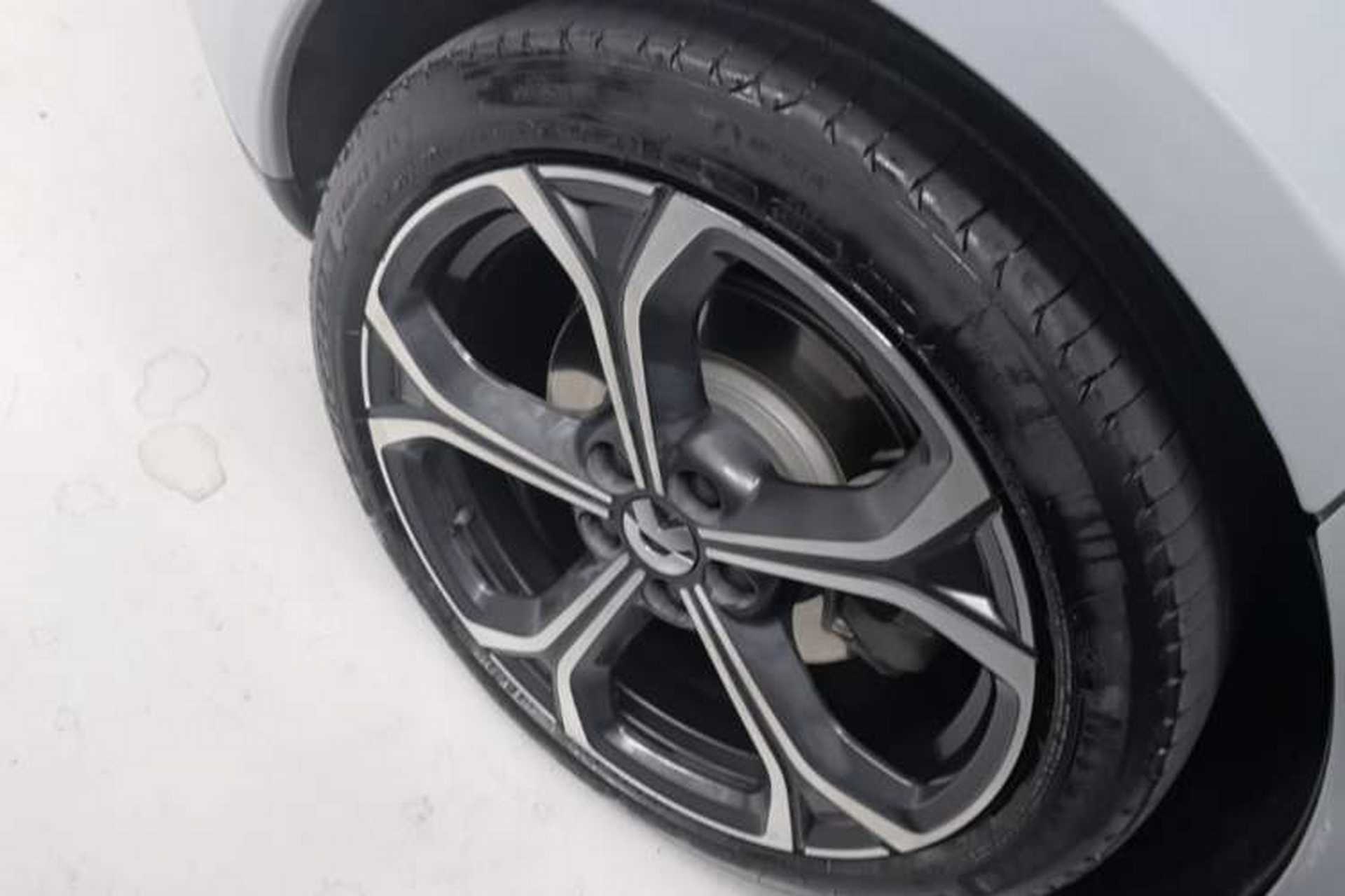 Used Nio ET5T 2024 75kWh Touring Right Rear Wheel Hub