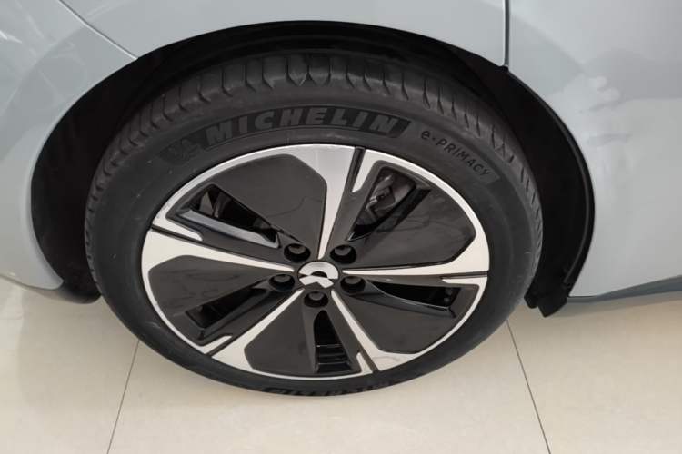 Used Nio ET5T 2024 75kWh Touring Right Rear Wheel Hub