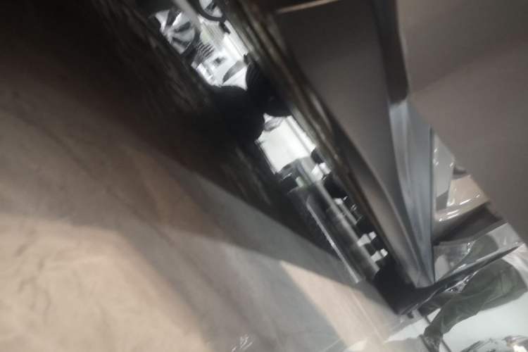 Used Nio ET5T 2024 75kWh Touring Right Side Sill