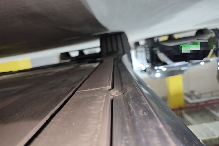 Used Nio ET5T 2024 75kWh Touring Right Side Sill
