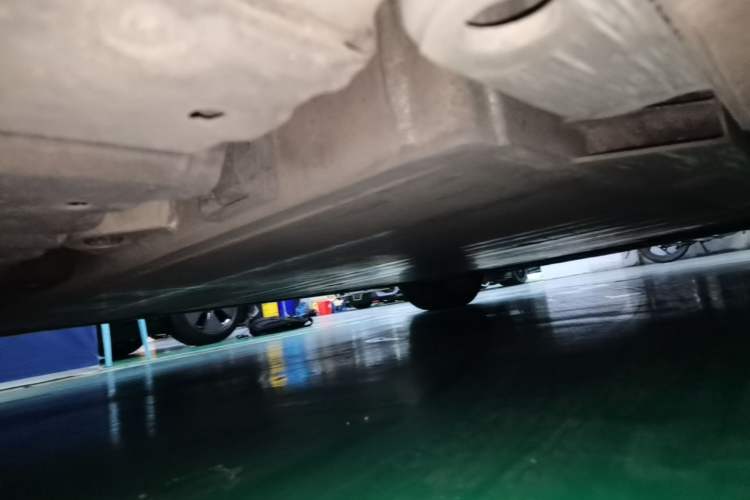 Used Nio ET5T 2024 75kWh Touring Right Side Sill