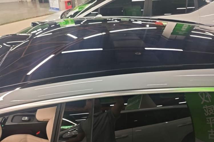 Used Nio ET5T 2024 75kWh Touring Roof