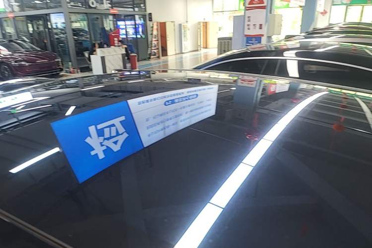 Used Nio ET5T 2024 75kWh Touring Roof