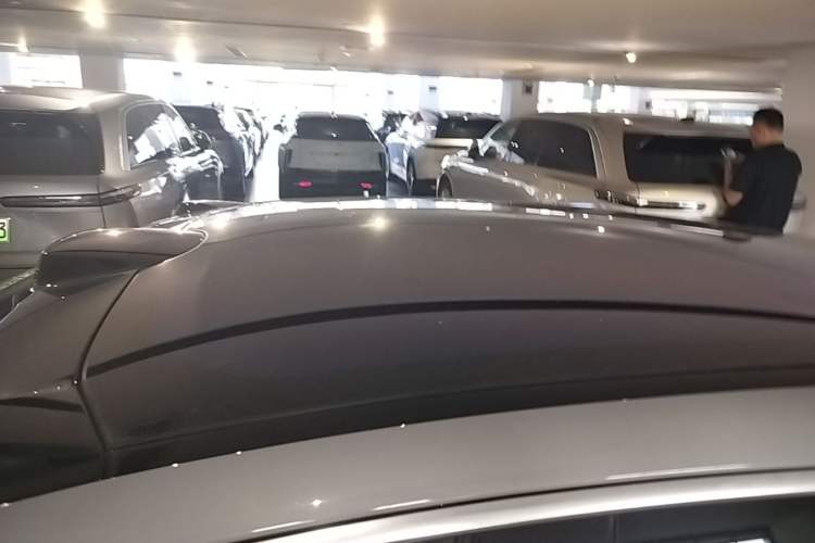 Used Nio ET5T 2024 75kWh Touring Roof
