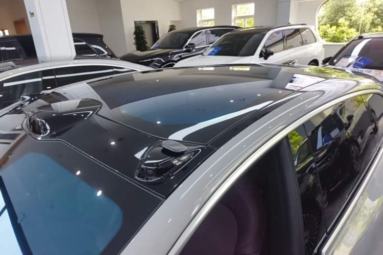 Used Nio ET5T 2024 75kWh Touring Roof