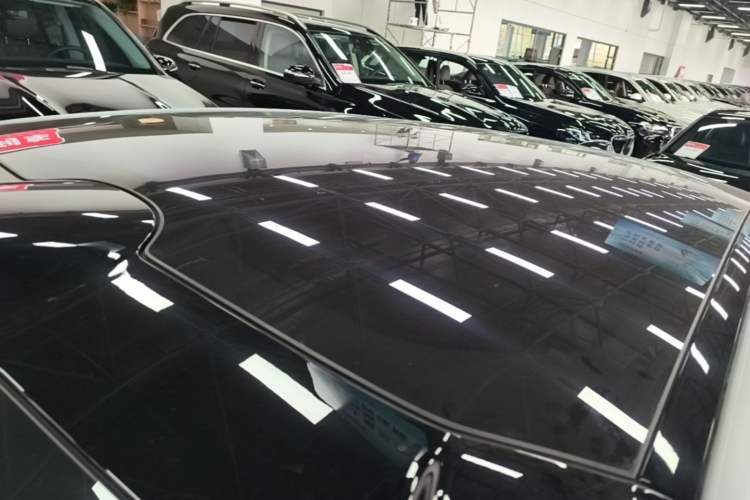 Used Nio ET5T 2024 75kWh Touring Roof