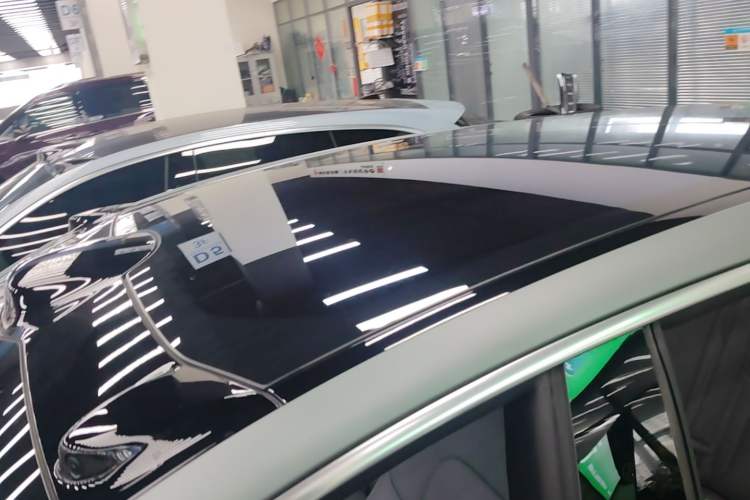 Used Nio ET5T 2024 75kWh Touring Roof