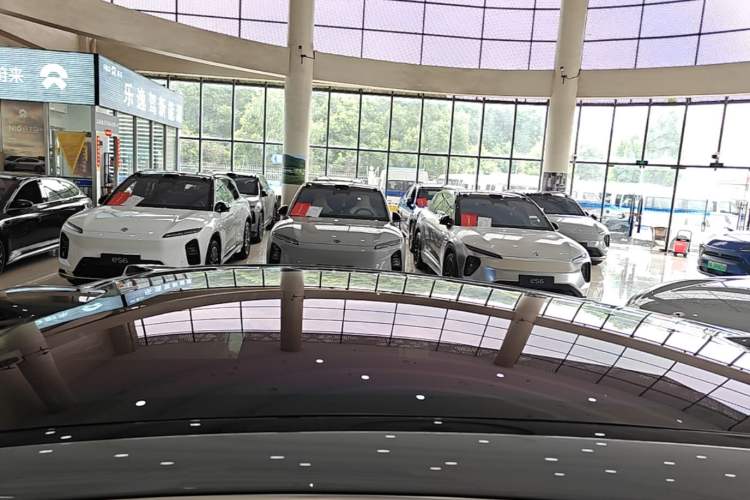 Used Nio ET5T 2024 75kWh Touring Roof