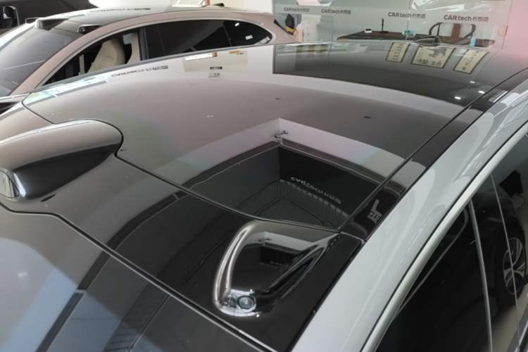Used Nio ET5T 2024 75kWh Touring Roof