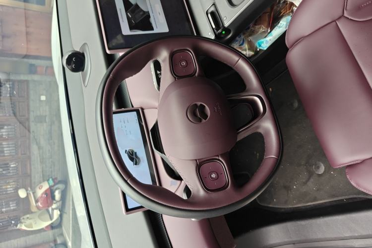 Used Nio ET5T 2024 75kWh Touring Steering Wheel