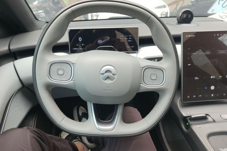 Used Nio ET5T 2024 75kWh Touring Steering Wheel