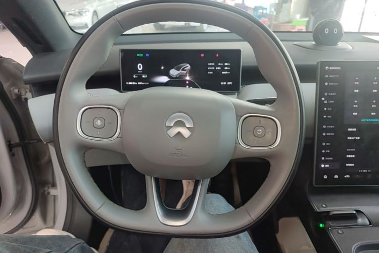 Used Nio ET5T 2024 75kWh Touring Steering Wheel