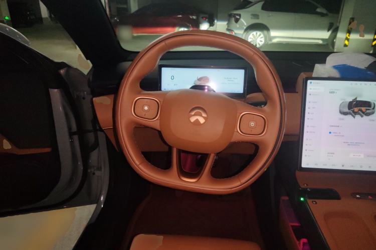 Used Nio ET5T 2024 75kWh Touring Steering Wheel