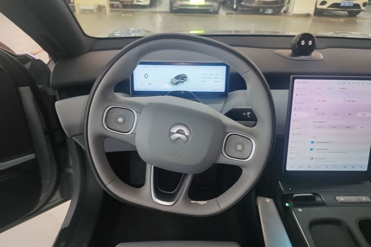Used Nio ET5T 2024 75kWh Touring Steering Wheel