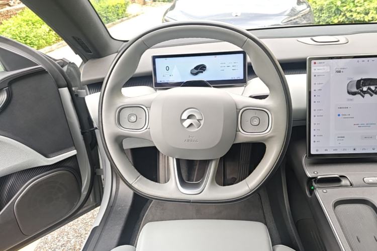 Used Nio ET5T 2024 75kWh Touring Steering Wheel