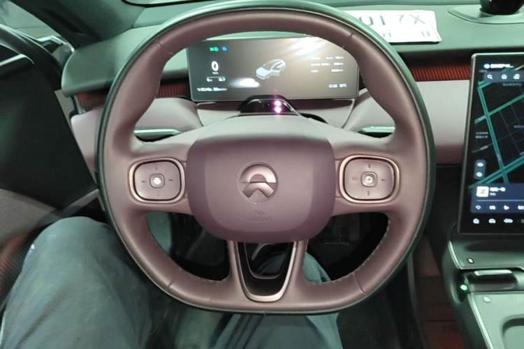 Used Nio ET5T 2024 75kWh Touring Steering Wheel
