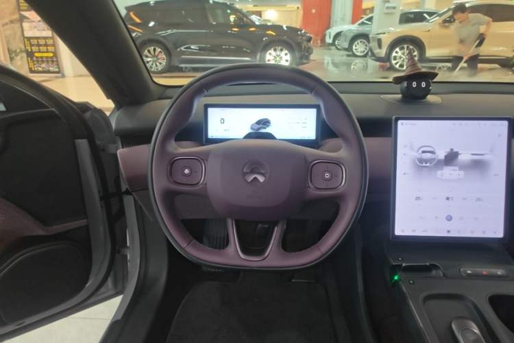 Used Nio ET5T 2024 75kWh Touring Steering Wheel
