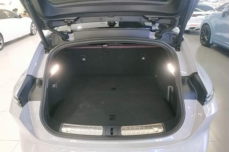 Used Nio ET5T 2024 75kWh Touring Trunk