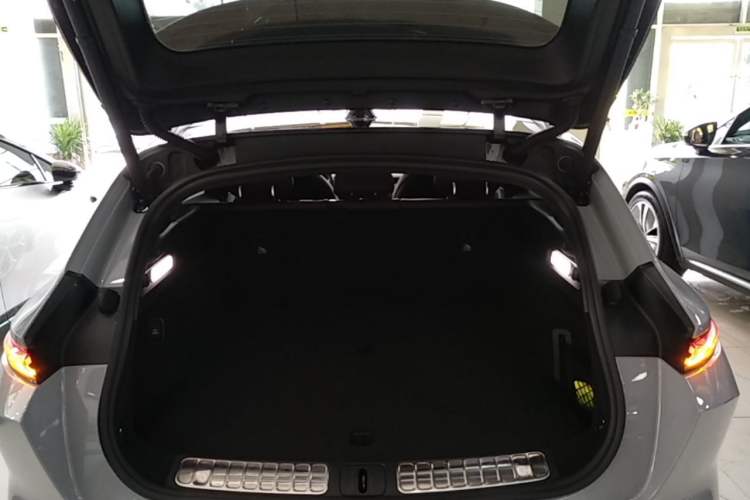 Used Nio ET5T 2024 75kWh Touring Trunk