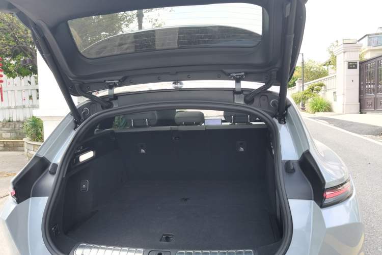 Used Nio ET5T 2024 75kWh Touring Trunk