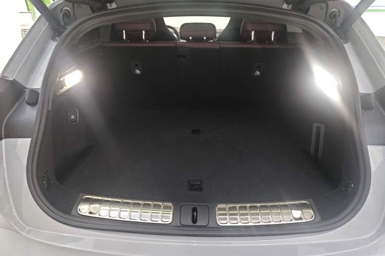 Used Nio ET5T 2024 75kWh Touring Trunk