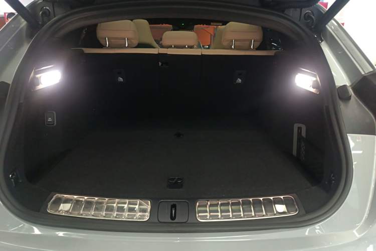 Used Nio ET5T 2024 75kWh Touring Trunk