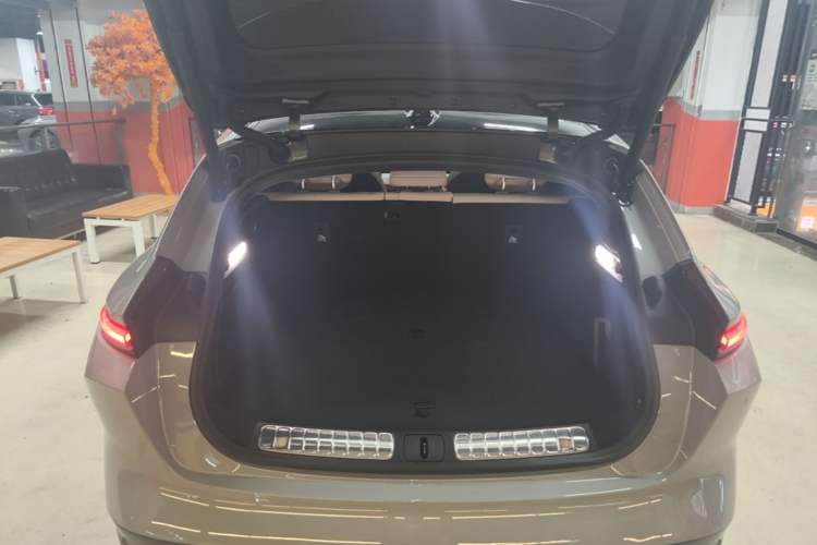 Used Nio ET5T 2024 75kWh Touring Trunk