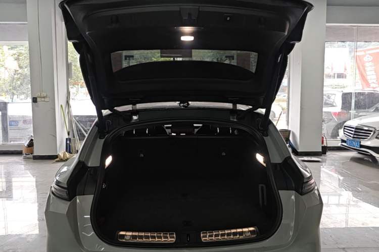 Used Nio ET5T 2024 75kWh Touring Trunk