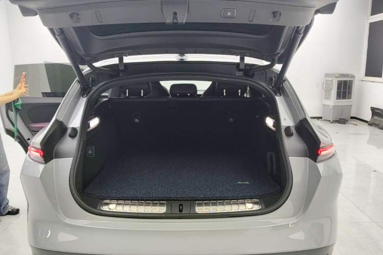 Used Nio ET5T 2024 75kWh Touring Trunk
