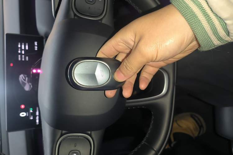 Used Nio ET5T 2024 75kWh Touring Vehicle Key