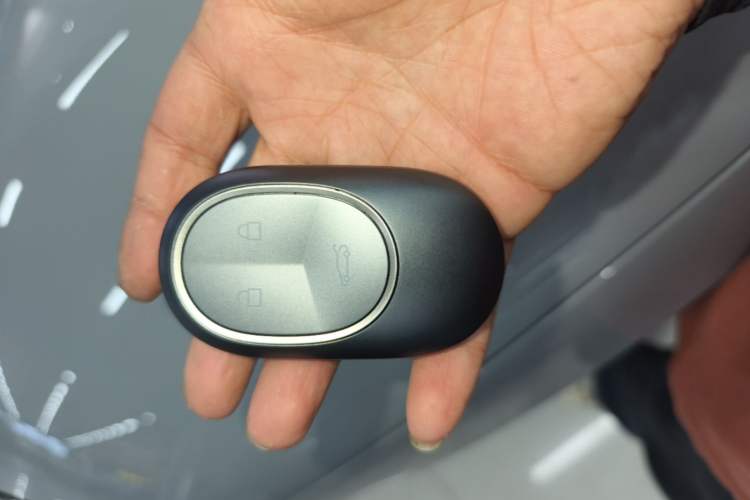 Used Nio ET5T 2024 75kWh Touring Vehicle Key