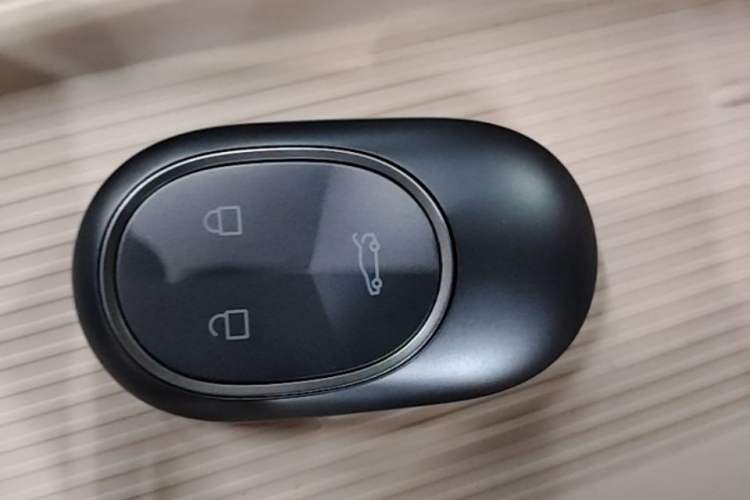 Used Nio ET5T 2024 75kWh Touring Vehicle Key