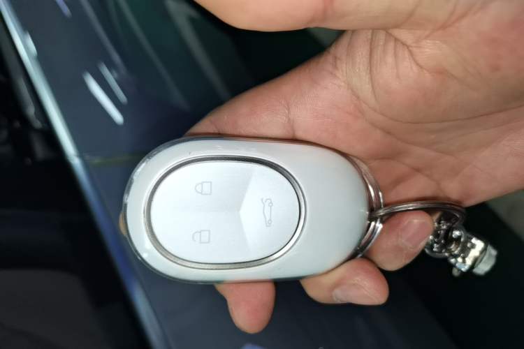 Used Nio ET5T 2024 75kWh Touring Vehicle Key