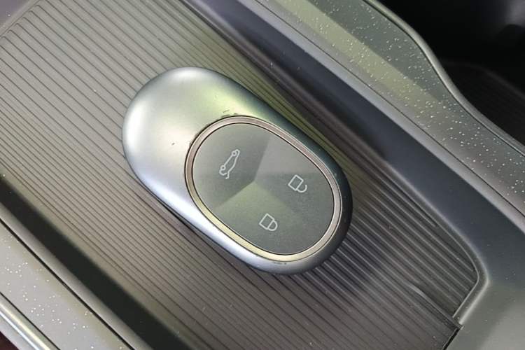 Used Nio ET5T 2024 75kWh Touring Vehicle Key