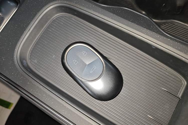 Used Nio ET5T 2024 75kWh Touring Vehicle Key