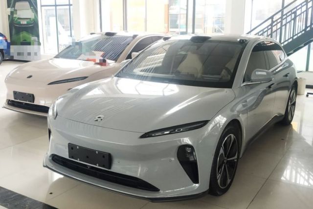 Used Nio ET5T 2024 75kWh Touring
