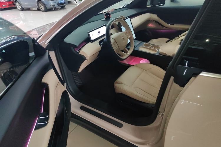 Used Nio ET5T 2024 75kWh Touring Driver Seat
