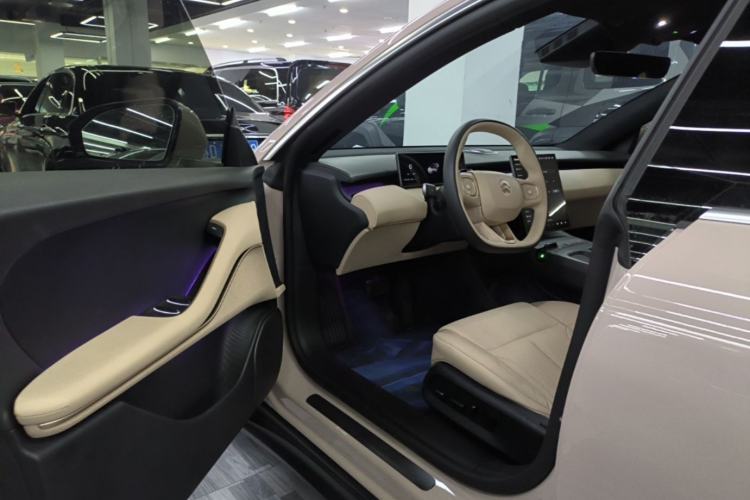 Used Nio ET5T 2024 75kWh Touring Driver Seat