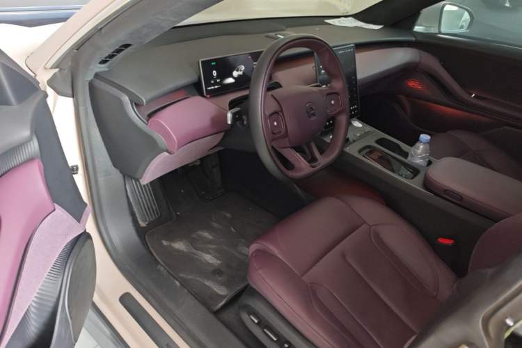 Used Nio ET5T 2024 75kWh Touring Driver Seat