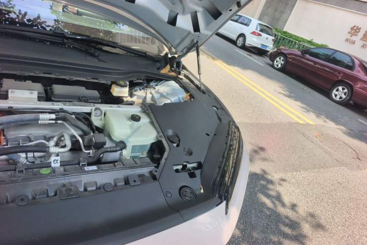 Used Nio ET5T 2024 75kWh Touring Engine Bay Left