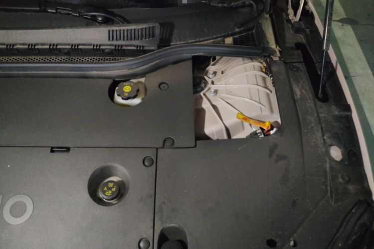 Used Nio ET5T 2024 75kWh Touring Engine Bay Left