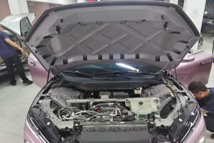 Used Nio ET5T 2024 75kWh Touring Engine Bay